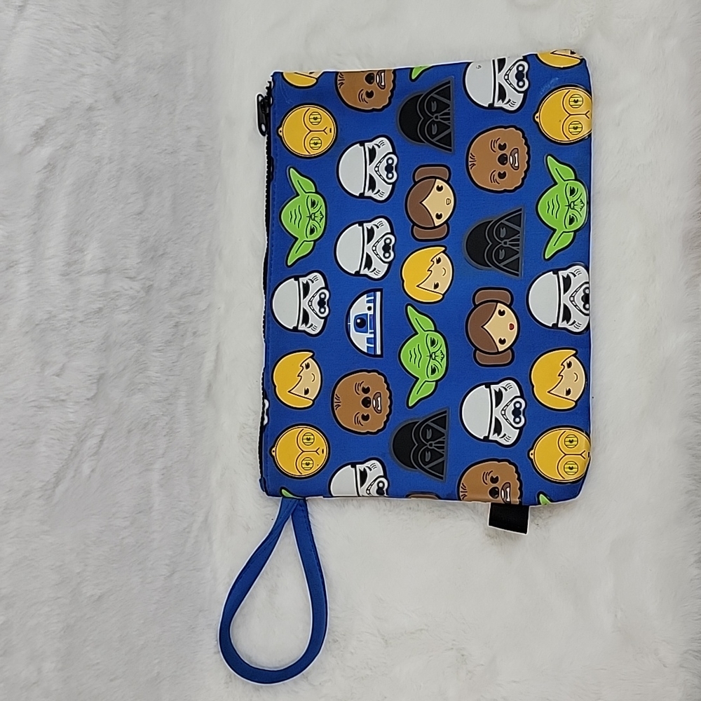 Disney MXYZ Multi-Use Bag Star Wars Multi-Character. 11½" x 9"